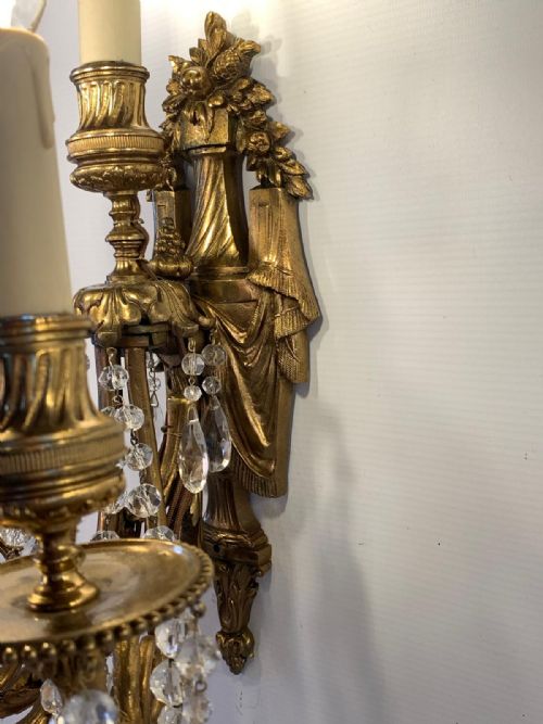 PAIR OF GOLD BRONZE ORMOLU WALL LIGHTS - ADDITIONAL PHOTO 6