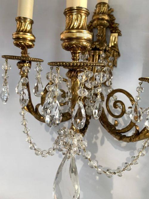 PAIR OF GOLD BRONZE ORMOLU WALL LIGHTS - ADDITIONAL PHOTO 11