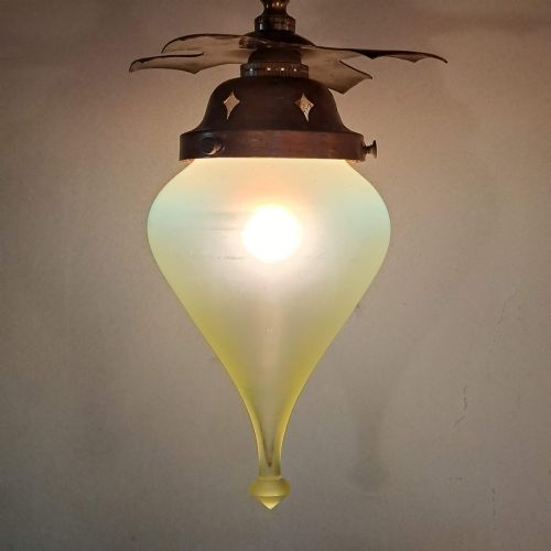 ARTS AND CRAFTS BEATEN COPPER GILDED LAMP - ADDITIONAL PHOTO 4
