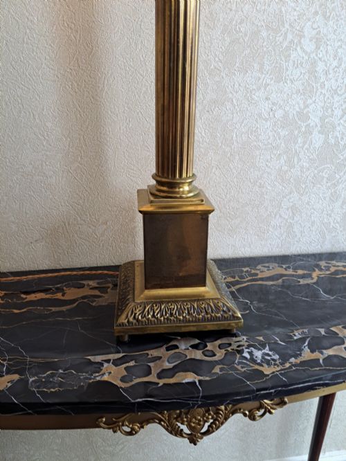 BRASS TABLE LAMP - ADDITIONAL PHOTO 3