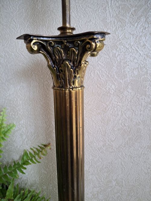 BRASS TABLE LAMP - ADDITIONAL PHOTO 6
