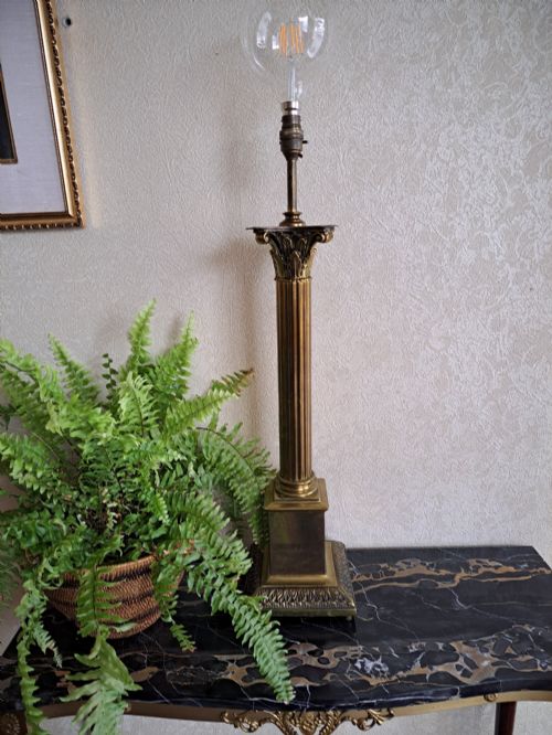 BRASS TABLE LAMP - ADDITIONAL PHOTO 8