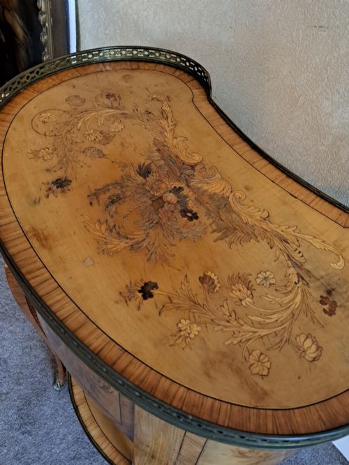 FRENCH LOUIS 16TH CABINET - ADDITIONAL PHOTO 1