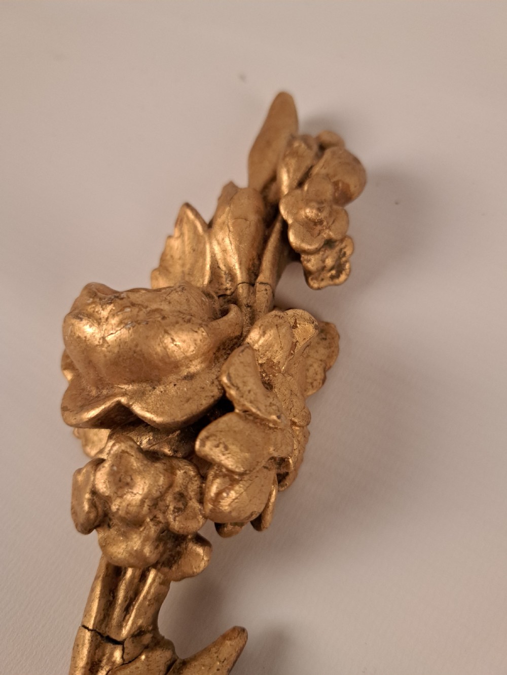 Gilded Mirror Embelishments View IV