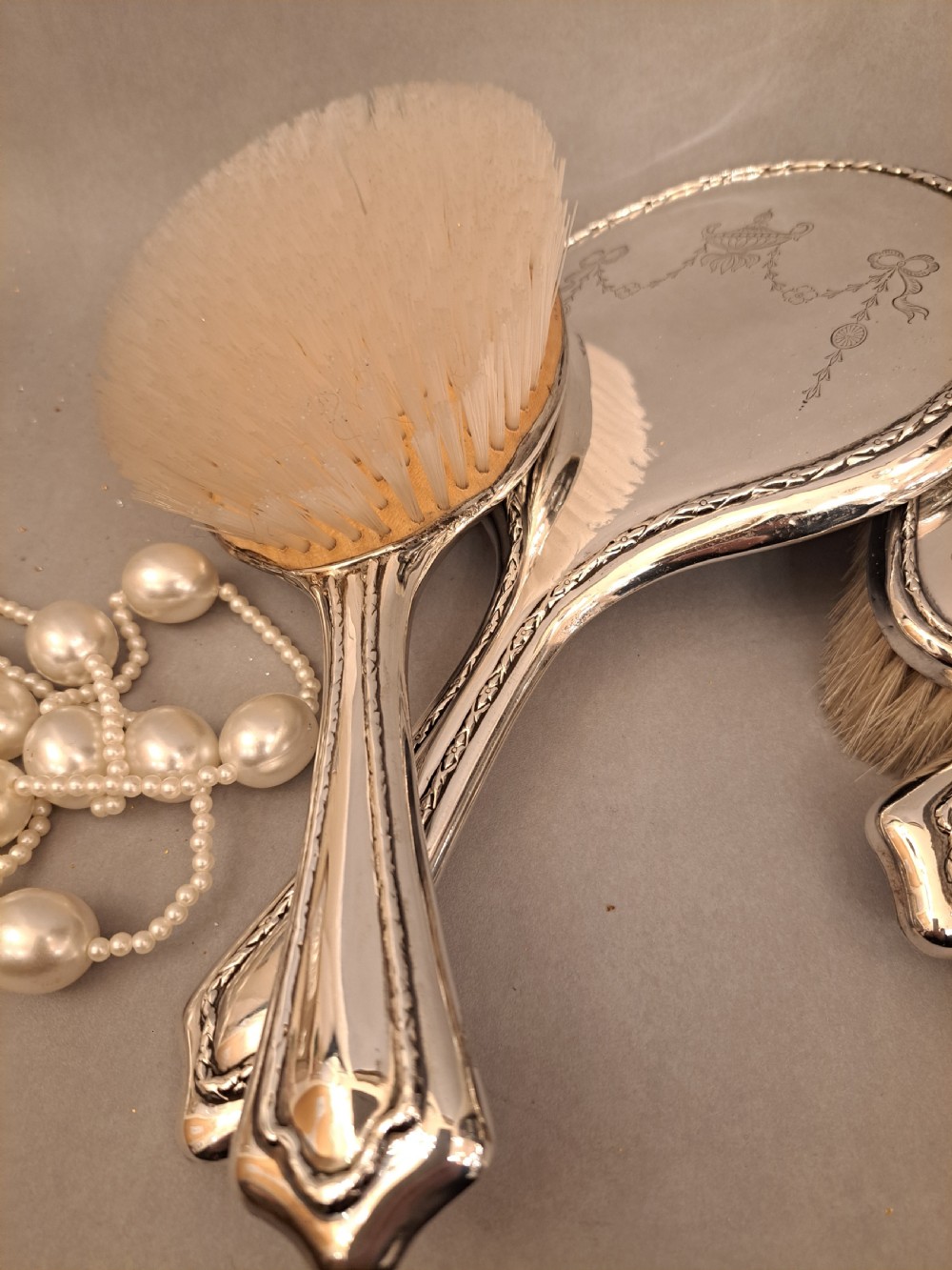 Silver dressing table set. Walker and Hall View VI