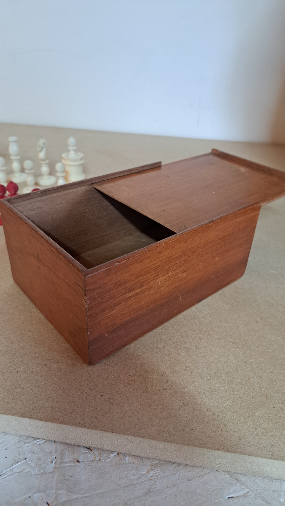 John Barleycorn, bone Chess Set View V