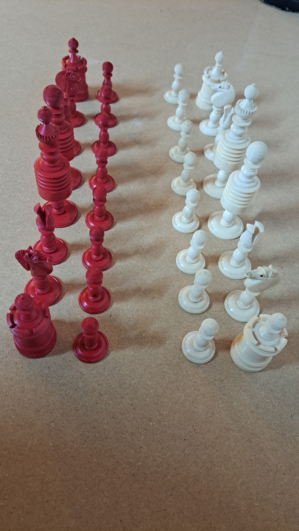 John Barleycorn, bone Chess Set View X