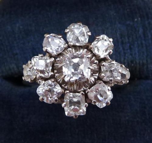 Stunning Edwardian 18ct White Gold 1.64ct Cushion Cut Diamond Daisy Cluster Ring