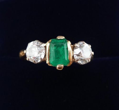 Stunning Art Deco 18ct Gold and White Gold Emerald and Diamond Three Stone Trilogy Antique Ring