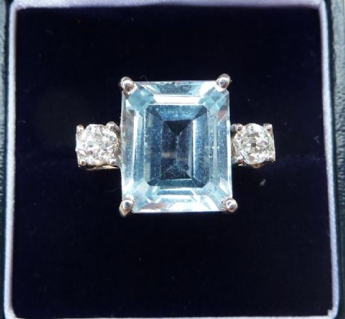 Gorgeous 18ct White Gold Art Deco 6ct Aquamarine and Diamond Vintage Antique Trilogy Ring