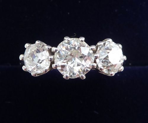 Stunning Art Deco 18ct 18k White Gold 2.30ct Diamond Trilogy Three Stone Vintage Antique Ring