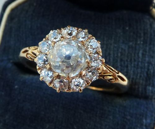 fig 1. Stunning big victorian 18ct 18k diamond daisy cluster vintage antique ring