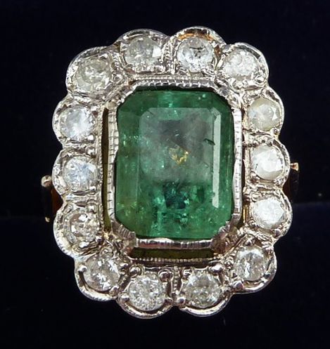 Beautiful Edwardian 18ct and White Gold 3ct Emerald and Diamond Cluster Vintage Antique Ring