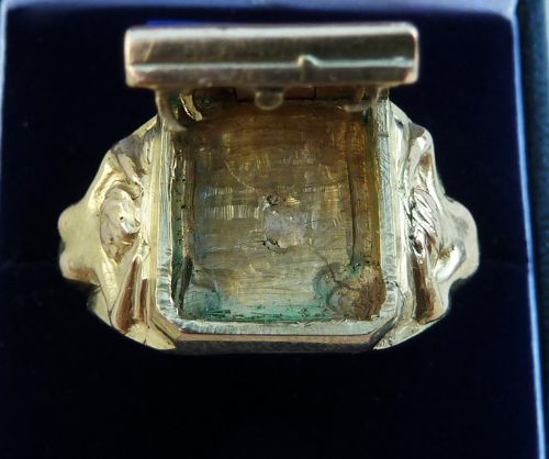 fig 1. Stunning victorian big heavy 18ct 18k gold Lapis Lazuli mens lady poison signet vintage antique ring