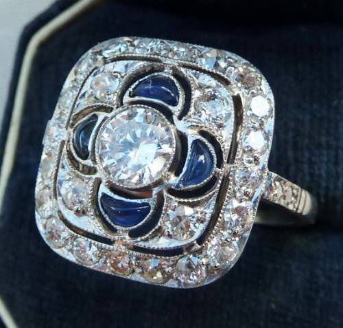 fig 1. Big beautiful art deco Sapphire and 1.70ct Diamond platinum cluster vintage antique ring