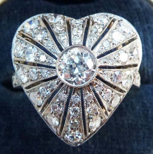 Stunning Platinum Art Deco 1.77ct Diamond Cluster Heart Vintage Antique Ring