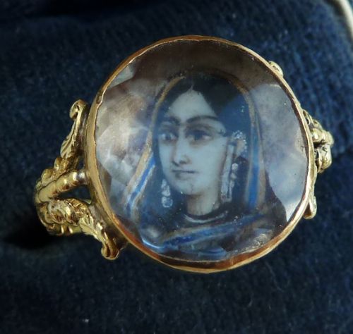 fig 1. Stunning georgian 18ct 18k gold miniature portrait of an indian woman ring vintage antique c.1827