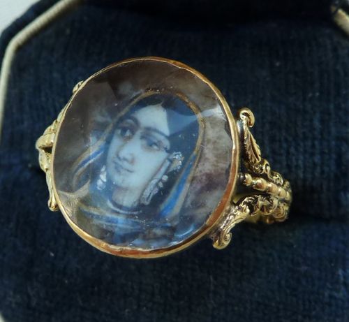 fig 2. Stunning georgian 18ct 18k gold miniature portrait of an indian woman ring vintage antique c.1827
