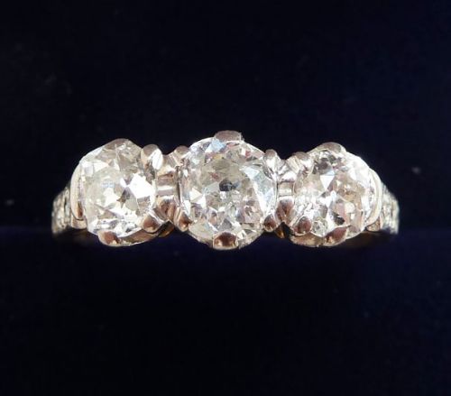 Stunning Art Deco 18ct 18k Gold and Platinum 1.10ct Diamond Trilogy Three Stone Vintage Antique Ring