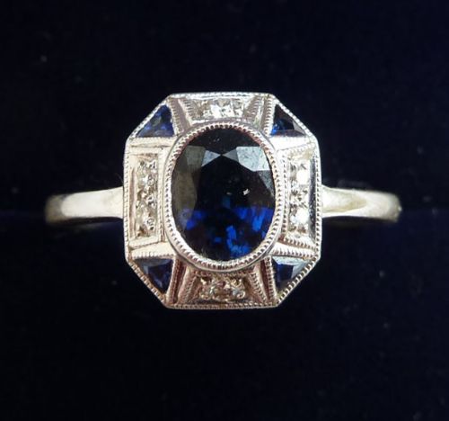 Gorgeous Art Deco 18ct 18k White Gold 0.90ct Sapphire and Diamond Vintage Antique Ring