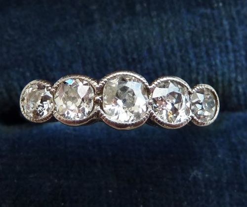 Stunning Art Deco 18ct 18k White Gold 0.70ct Diamond Five Stone Vintage Antique Ring