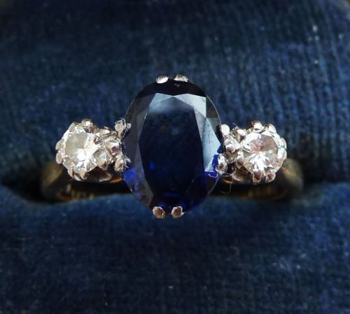 Beautiful Art Deco 18ct 18k Gold Platinum 1.50ct Sapphire and Diamond Trilogy Vintage Antique Ring