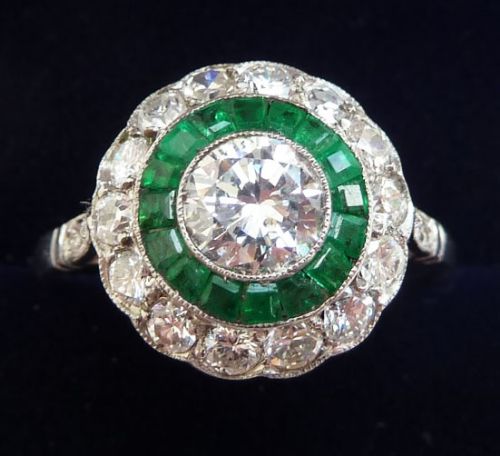 Stunning Art Deco Platinum Emerald and 1.41ct Diamond Cluster Target Vintage Antique Ring