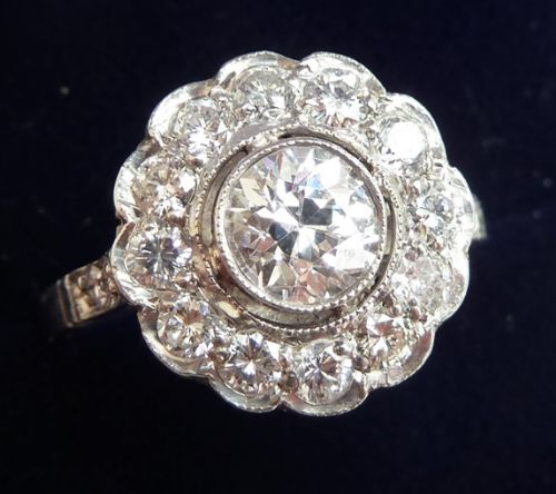fig 2. Beautiful art deco platinum 1.65ct diamond daisy cluster vintage antique ring