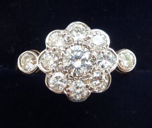 Beautiful 18ct Gold and Platinum 1ct Diamond Daisy Vintage Antique Ring