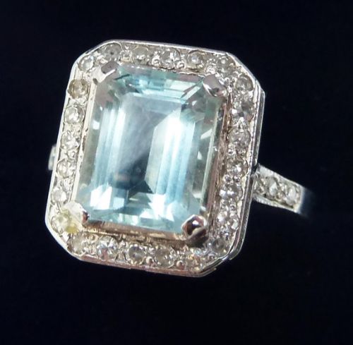 fig 1. Big beautiful art deco 18ct white gold 1.75ct aquamarine and diamond vintage antique ring