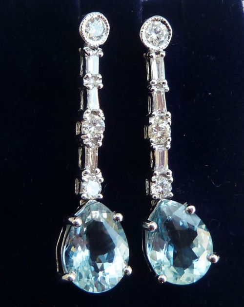 fig 2. Gorgeous art deco 18ct white gold 4.50ct aquamarine and diamond dangle vintage antique earrings