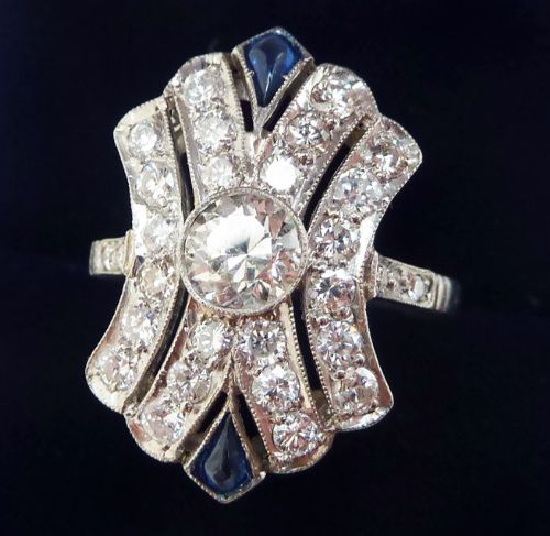 Gorgeous art deco 1.65ct Diamond and Sapphire platinum vintage antique cluster ring