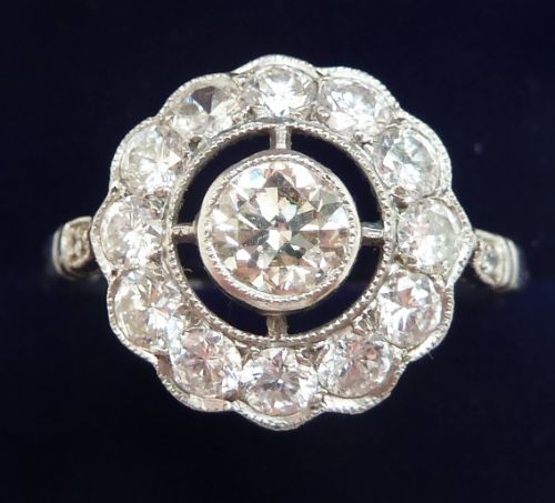 Big Beautiful Art Deco Platinum 1.45ct Diamond Cluster Vintage Antique Target Ring