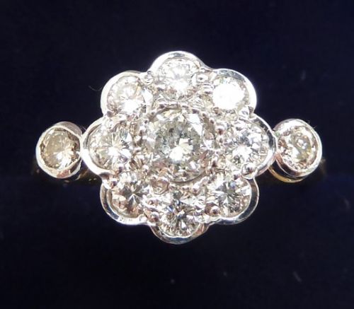 Beautiful Art Deco 18ct 18k and White Gold 1.05ct Diamond Daisy Vintage Antique Ring