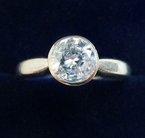 Gorgeous Art Deco 18ct 18k White Gold 1ct Diamond Solitaire Vintage Antique Engagement Ring