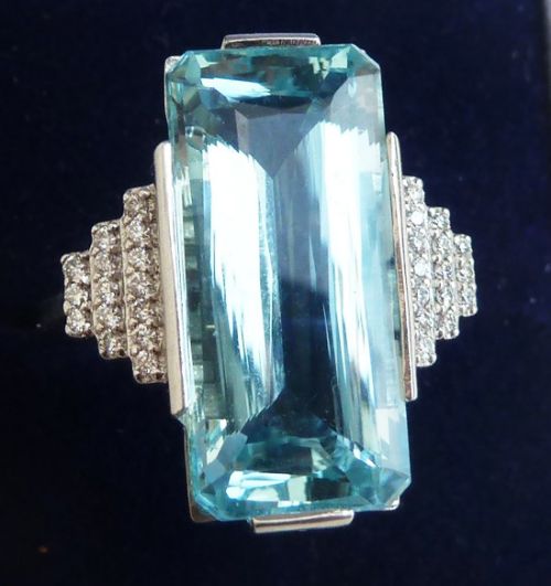 fig 2. Fabulous art deco 18ct 18k white gold 12ct elongated aquamarine and diamond vintage antique ring