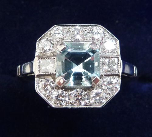 Gorgeous Art Deco Platinum Aquamarine and Baguette Diamond Vintage Antique Ring