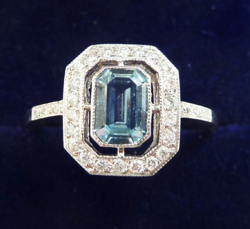 Gorgeous Platinum Art Deco 0.75ct Emerald Cut Aquamarine and Diamond Vintage Antique Ring