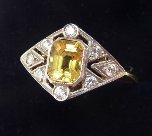 fig 1. Gorgeous 18ct gold and platinum 0.75ct yellow sapphire and diamond vintage antique ring