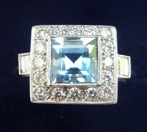 Gorgeous Art Deco Platinum Aquamarine and Baguette Diamond Vintage Antique Ring