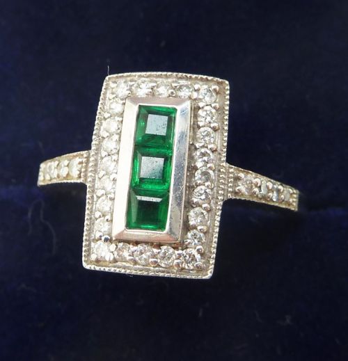fig 1. Gorgeous art deco 18ct white gold 0.45ct emerald and diamond elongated vintage antique ring
