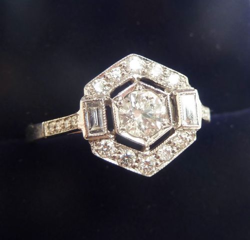 fig 2. Gorgeous art deco platinum 0.80ct diamond and baguette diamond cluster vintage antique ring