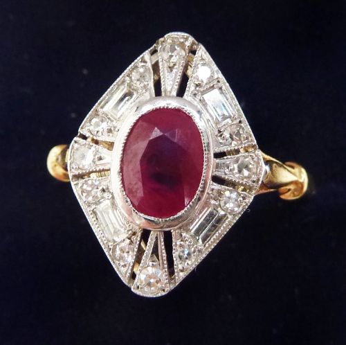 fig 1. Beautiful art deco 18ct 18k and white gold 1ct ruby and baguette diamond vintage antique ring