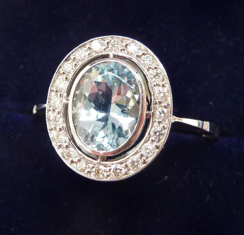fig 1. Gorgeous platinum art deco 1.10ct oval cut aquamarine and diamond vintage antique ring