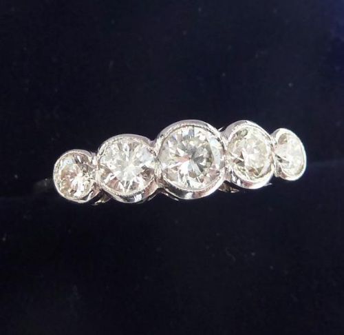 Gorgeous Art Deco Platinum 0.95ct Diamond Vintage Antique Five Stone Ring