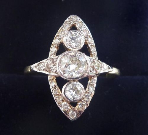 Beautiful edwardian 15ct and 18ct 18k white gold diamond vintage antique marquise navette ring