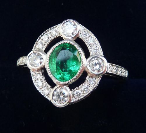 Beautiful Art Deco Platinum 0.60ct Emerald and Diamond Vintage Antique Target Ring