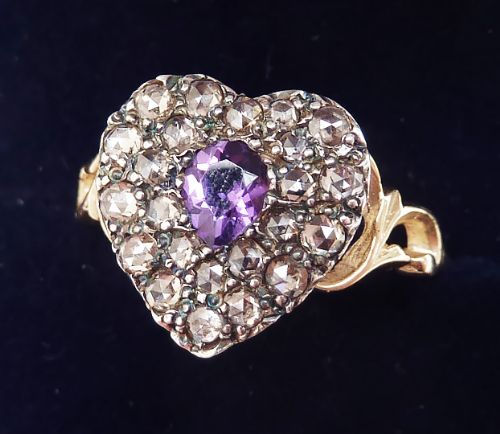Gorgeous victorian 18ct gold and silver rose diamond and amethyst heart ring