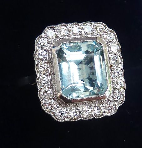 fig 2. Big beautiful art deco 18ct white gold 2.7ct aquamarine and diamond vintage antique cluster ring