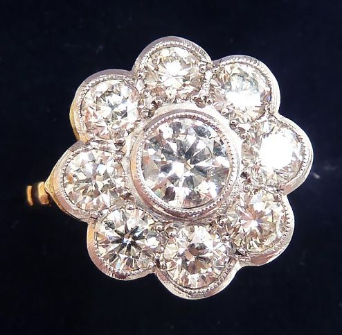 fig 1. Stunning art deco 18ct gold and platinum 2.55ct diamond daisy vintage antique cluster ring